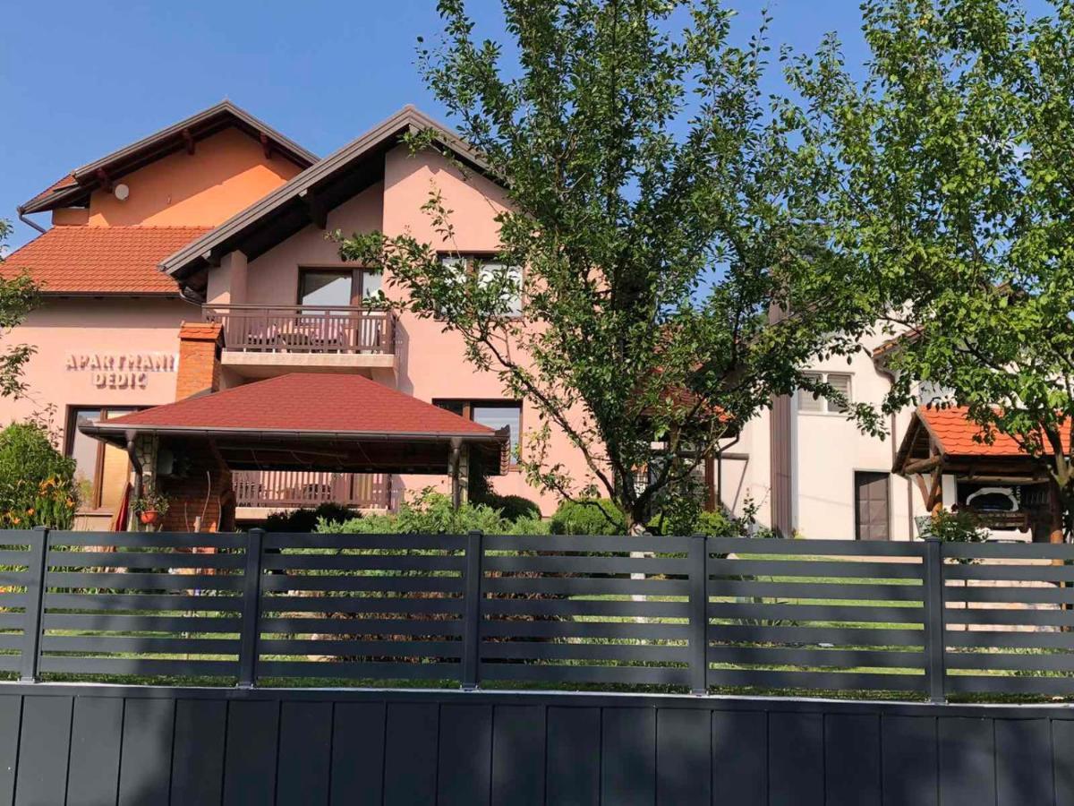 Apartments Dedic Dubrave Gornje Экстерьер фото