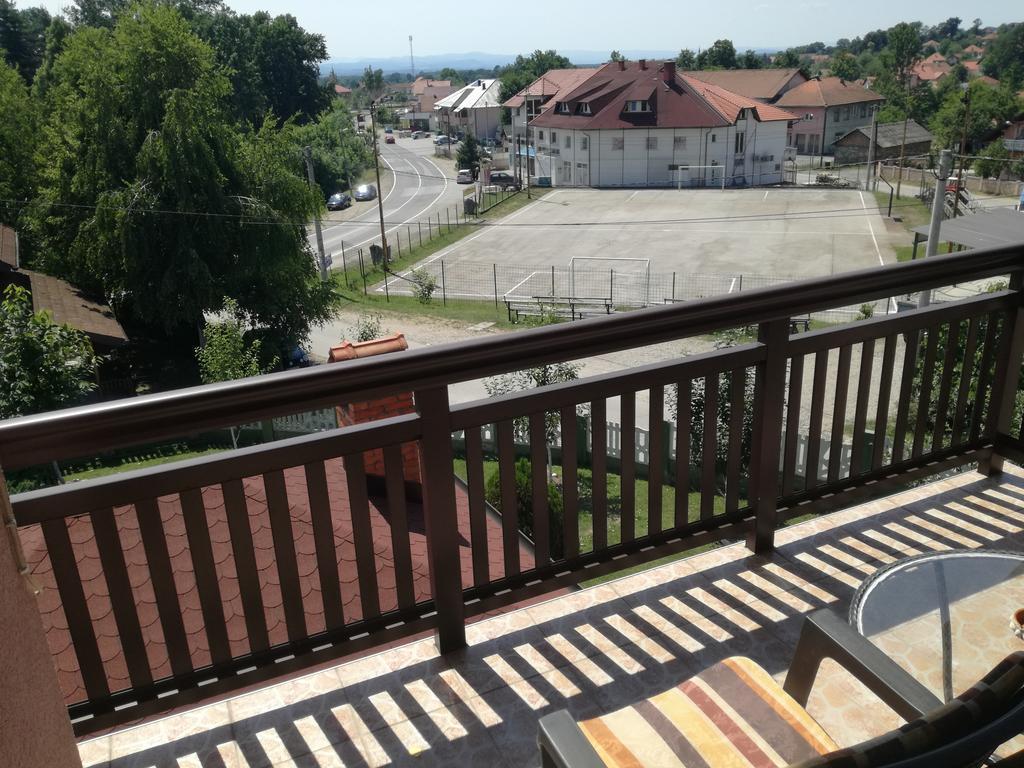 Apartments Dedic Dubrave Gornje Экстерьер фото