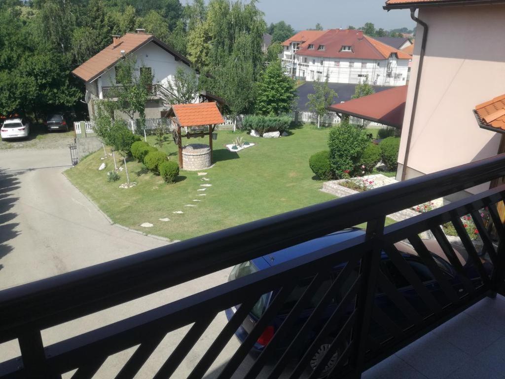Apartments Dedic Dubrave Gornje Экстерьер фото